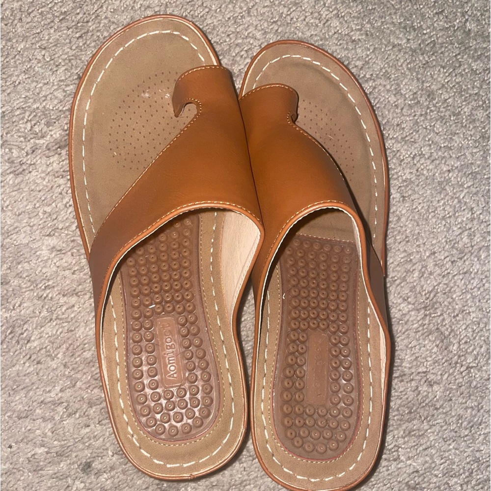 Aomigoct sandals! Brand new!